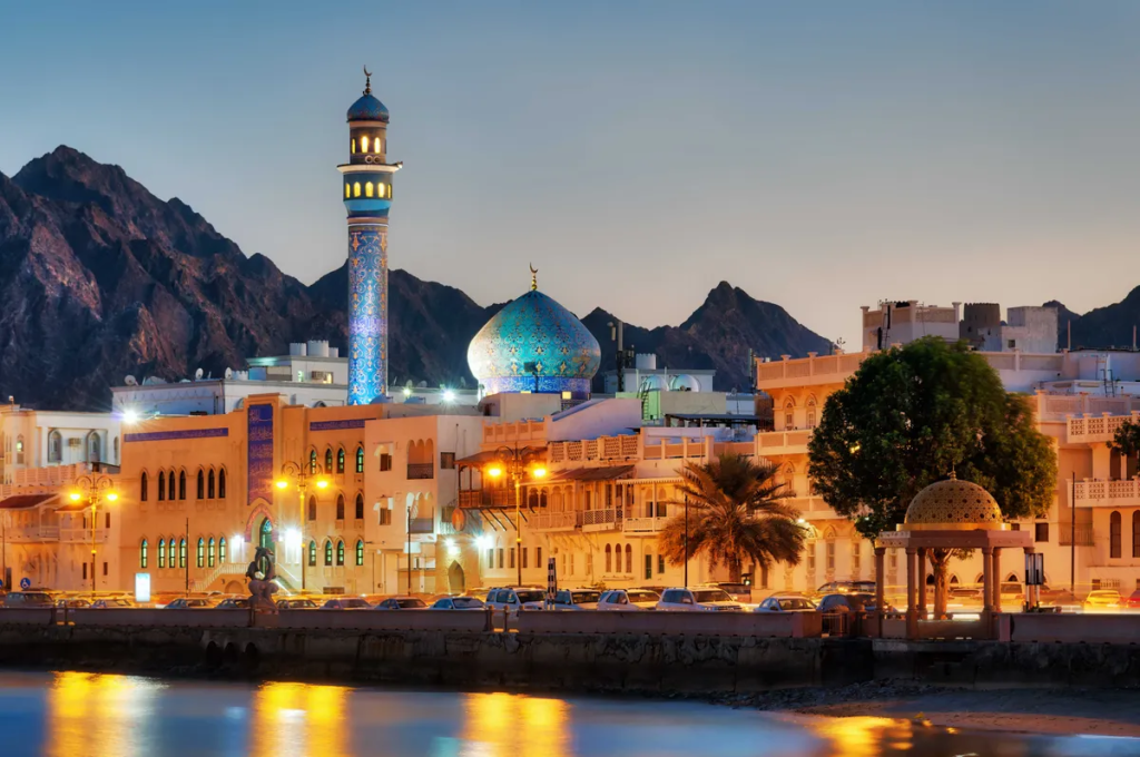 Оман: как переехать в 2022