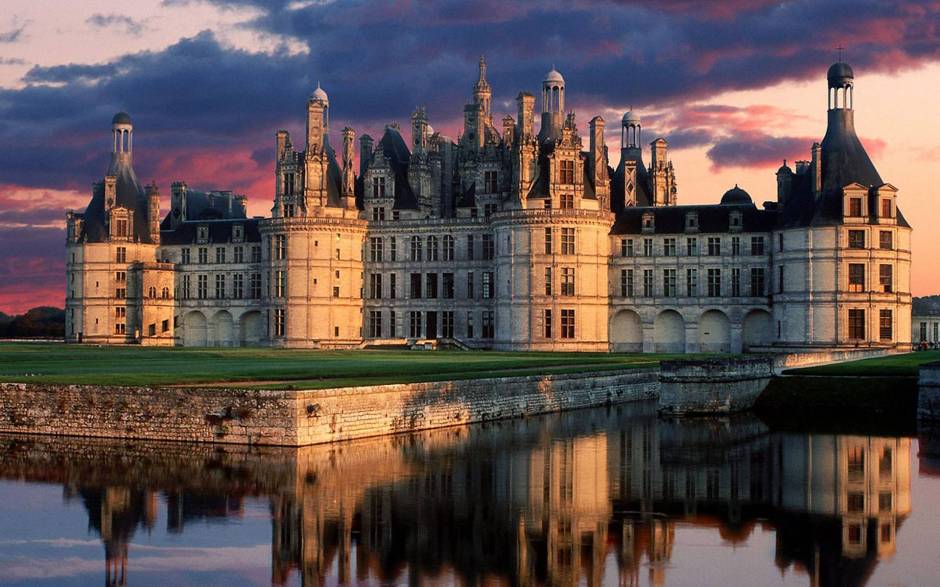 Путешествие в прошлое - 7 самых красивых замков Европы
